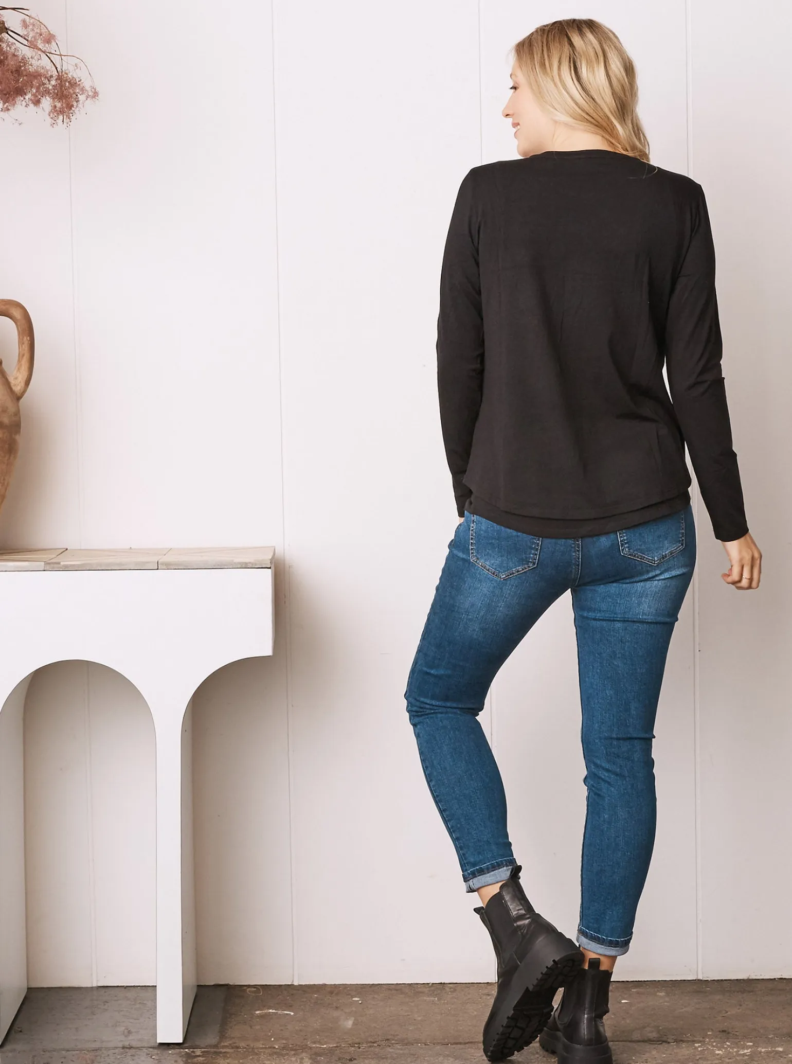 Bamboo Cotton Long Sleeve Maternity Top in Black
