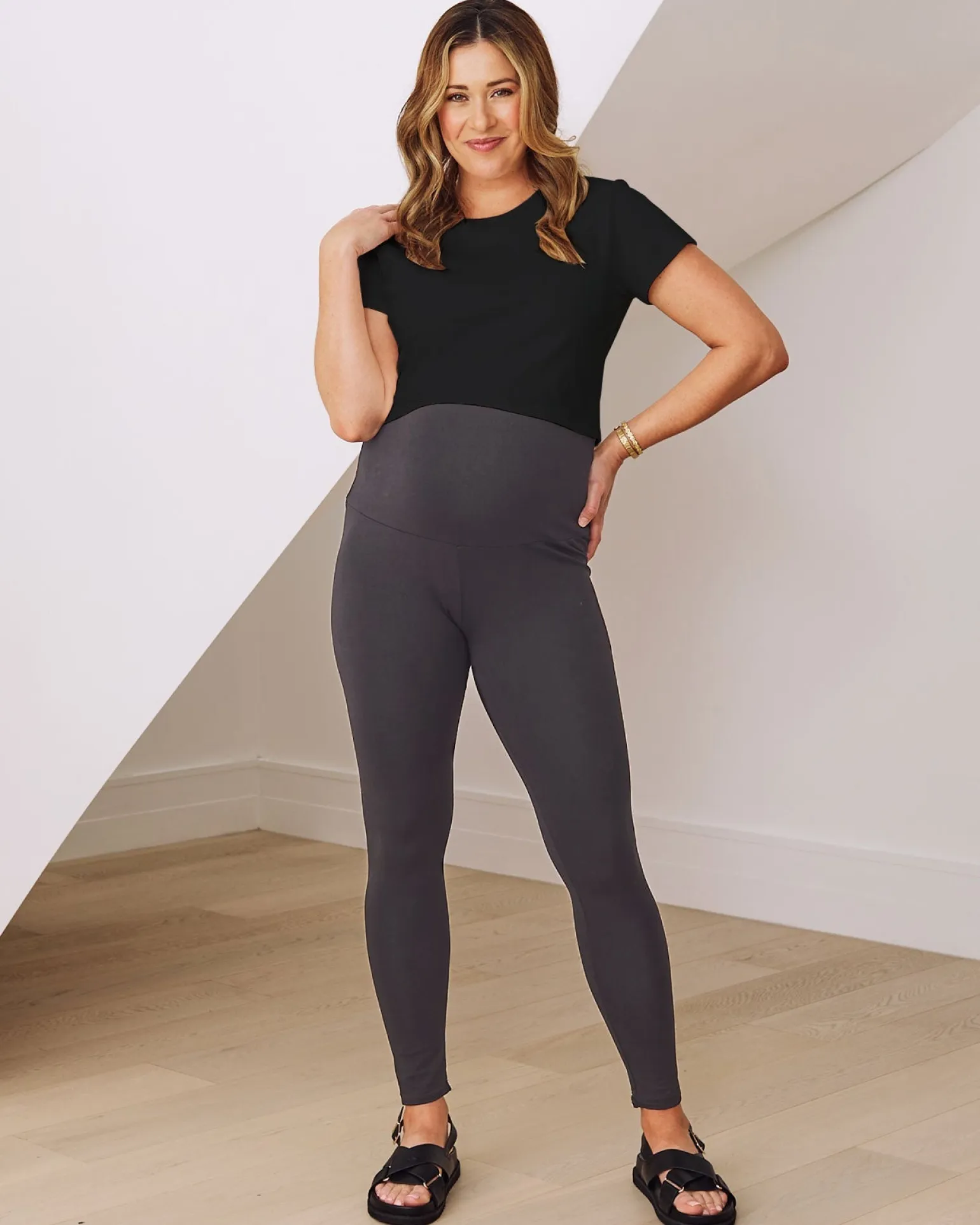 Celia Maternity Cotton Crop Tee - Black