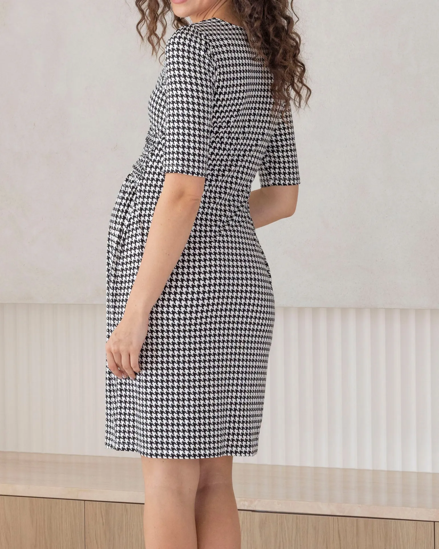 Charlotte Maternity Nursing Dress in Houndstooth Print