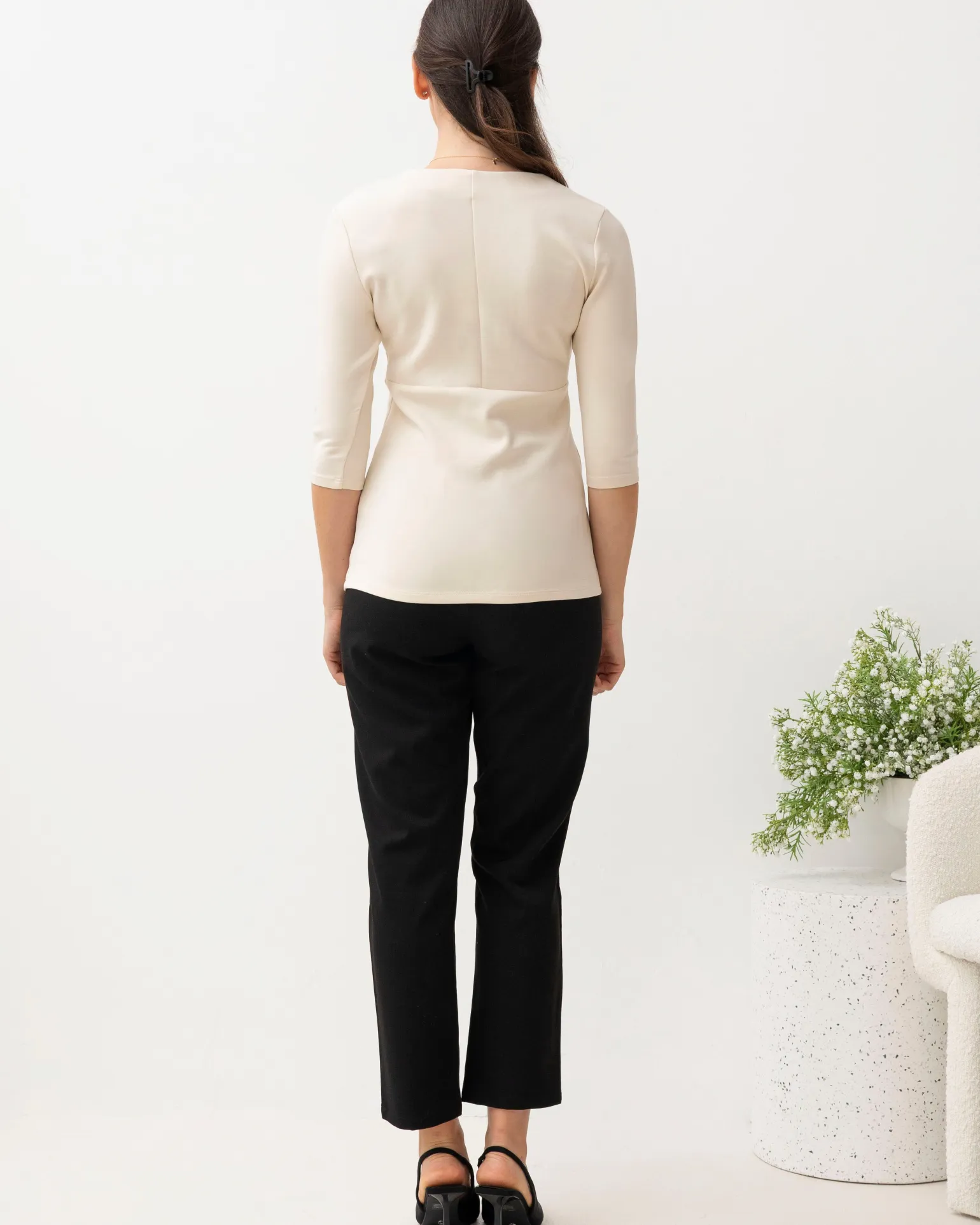Jenni Half Sleeve Maternity V-Neck Work Top in Apricot