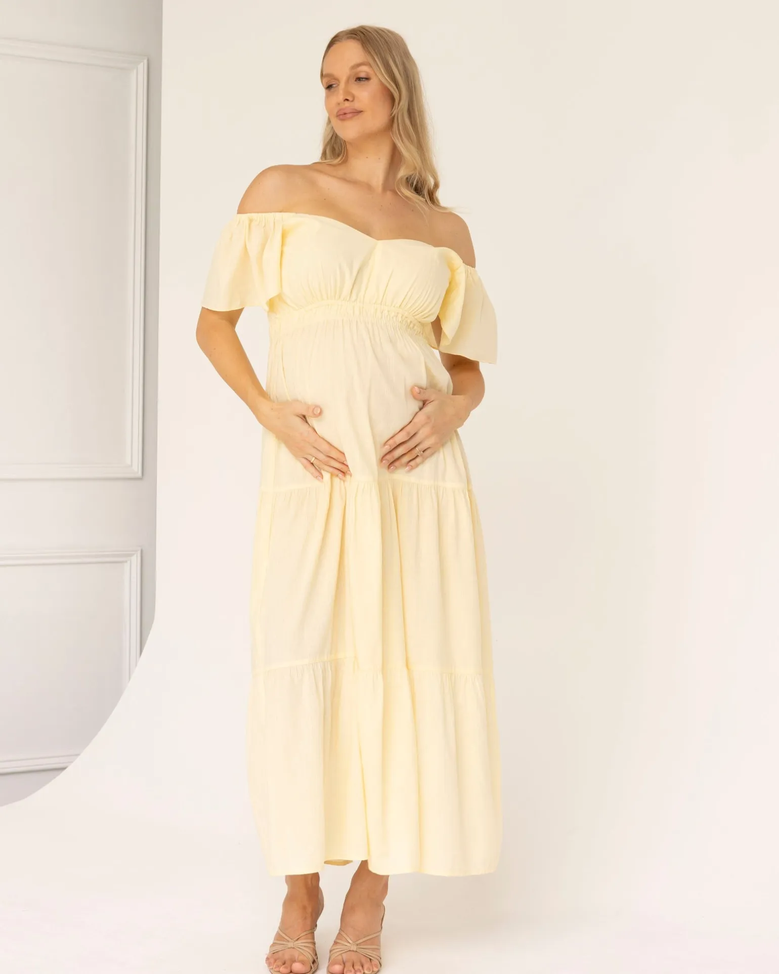 Lila Baby Shower Maternity Cotton Dress in Lemon