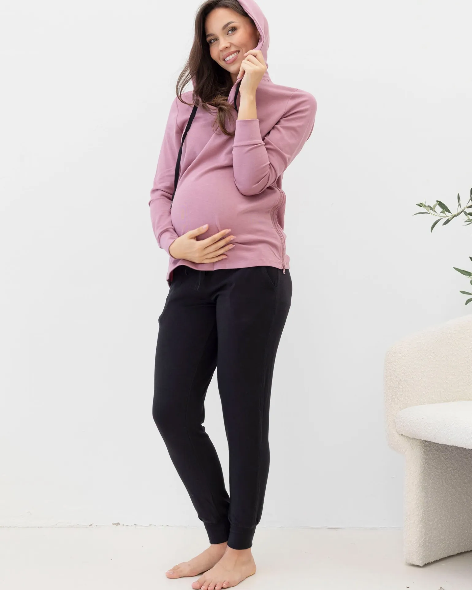 Low Waist Maternity Rib Jogger Pants- Black