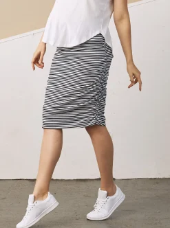 Maternity Fitted Skirt in Navy stripes