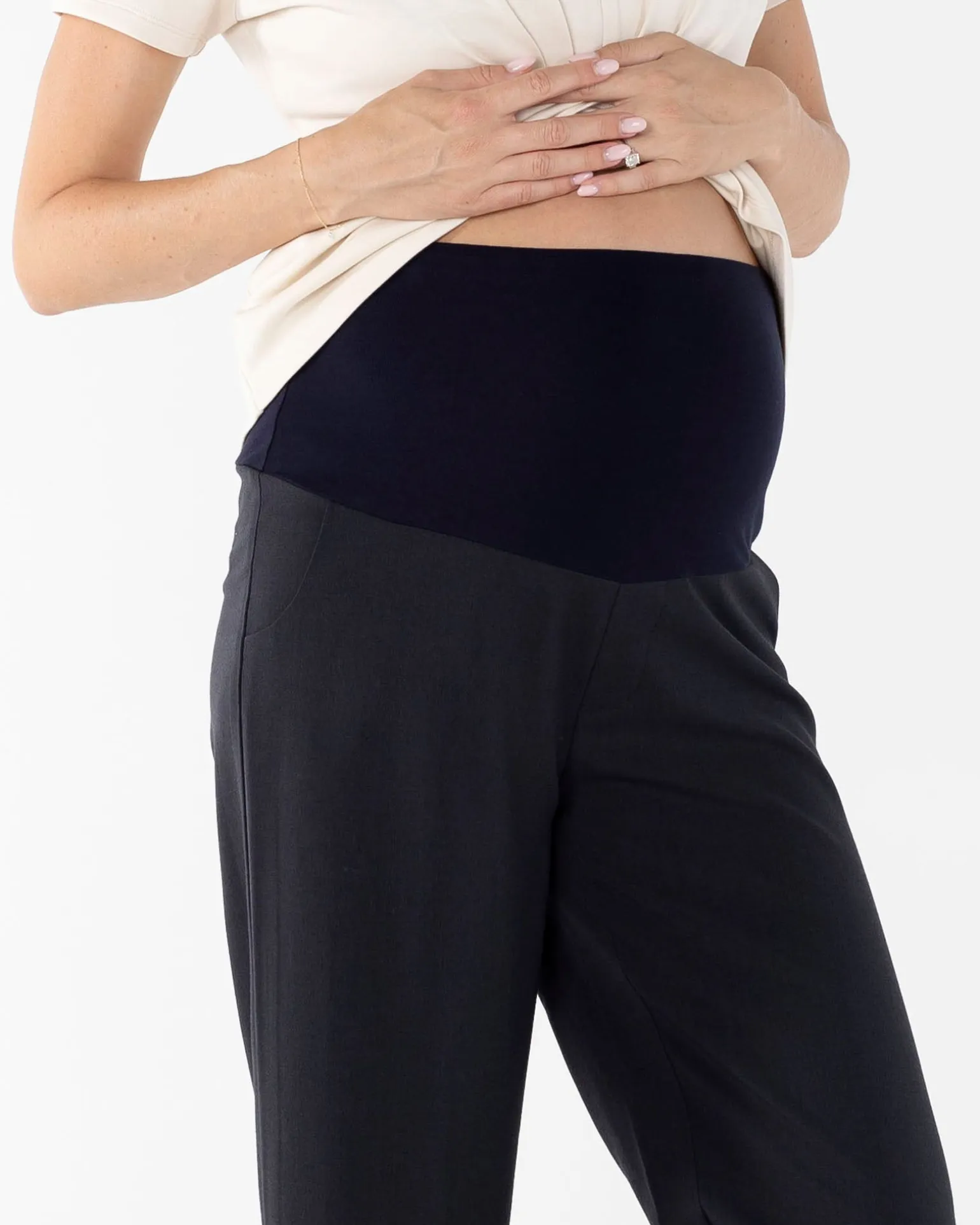 Mid Waist Maternity Relax Woven Pants - Black