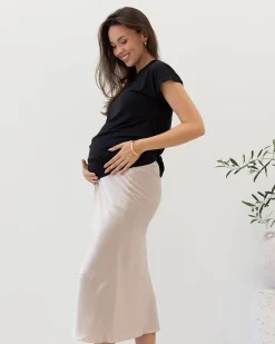 Reversible Tie Front Maternity Top in Black